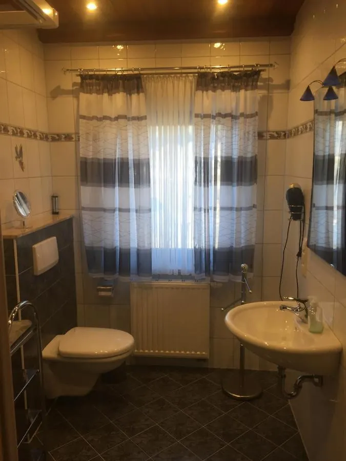 Ferienwohnung Hergenroeder Riedenberg  0*, Riedenberg (Bavaria)